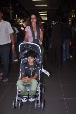 Suzanne Roshan snapped at the Mumbai Airport on 14th June 2012 (29).JPG
